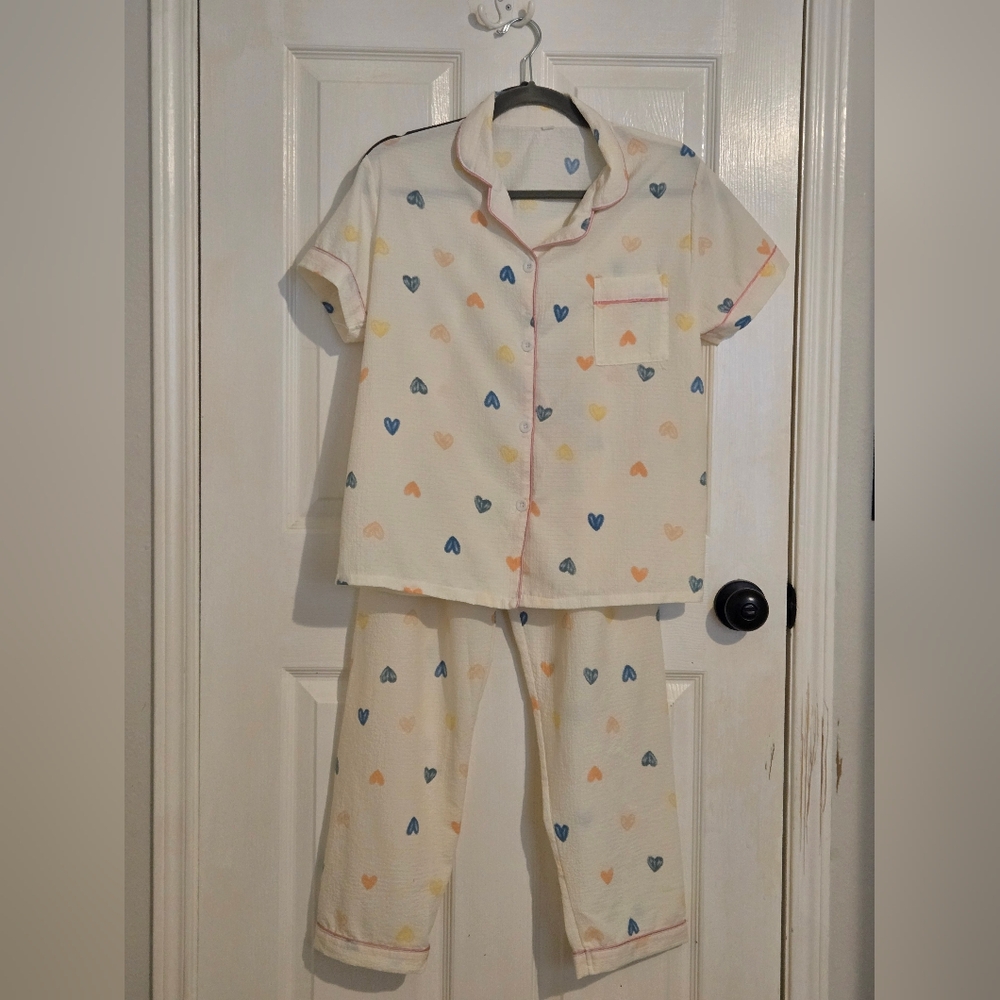 Women’s Cream Heart-Print Short Sleeve Pajama Set